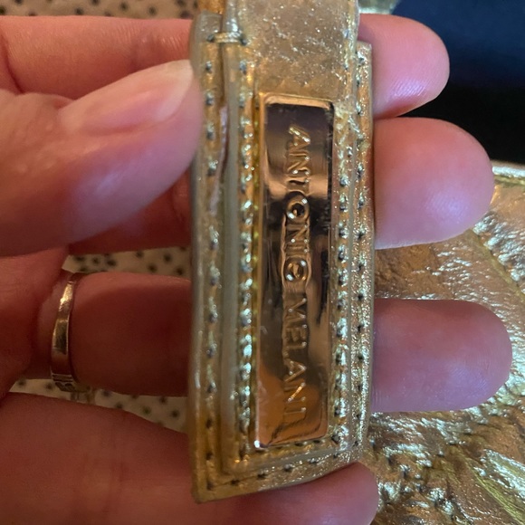 Antonio Melani Gold Shoulder Bag Preowned - Picture 11 of 11